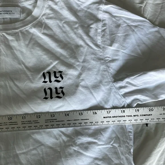 Saturdays New York City White Brand Tee Tshirt NY Script men size M - Picture 2 of 12